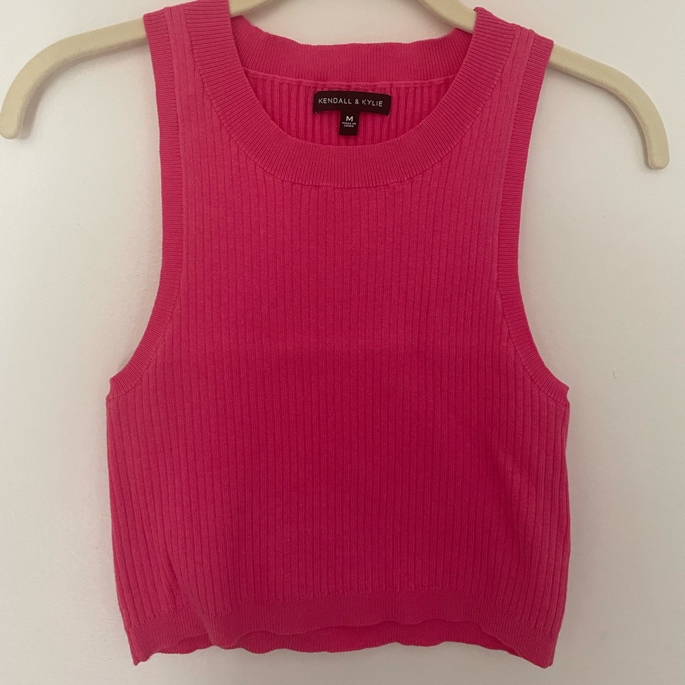 Pink knit crop top